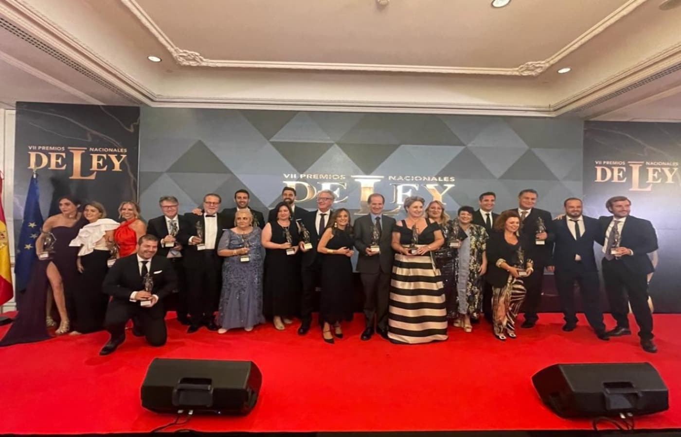 Equipo de Legal Pigeon celebrando el Premio Nacional de Ley LegalTech